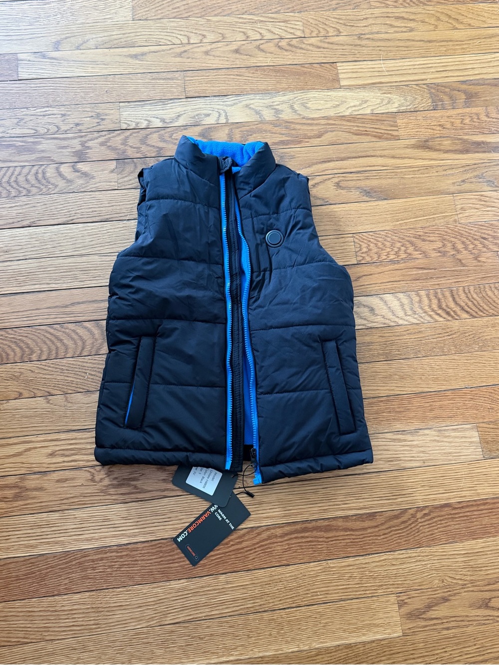 VARMCORE Heated Vest kids Small Black Blue Battery Pack NWT Rechargeable